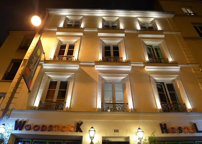 Hostel Woodstock Montmartre By Hiphophostels *